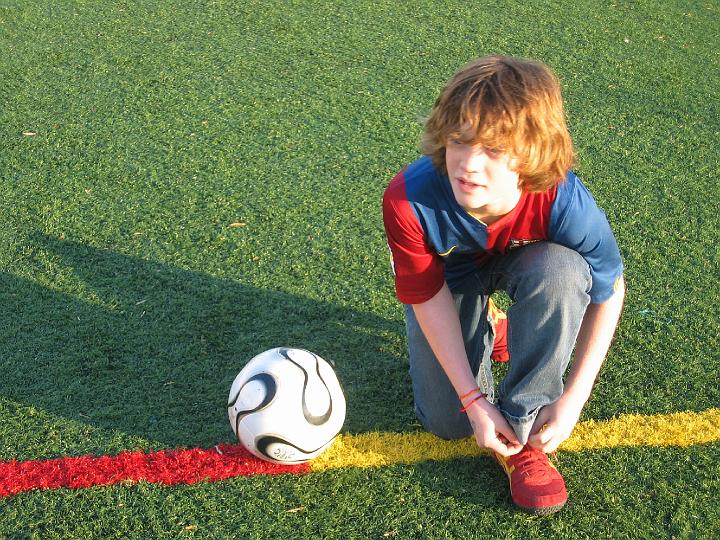 IMG_5098.jpg - Everyone wore soccer shoes.